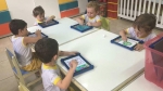Minimaternal colorindo os animais no Tecno Move é pura fofura!